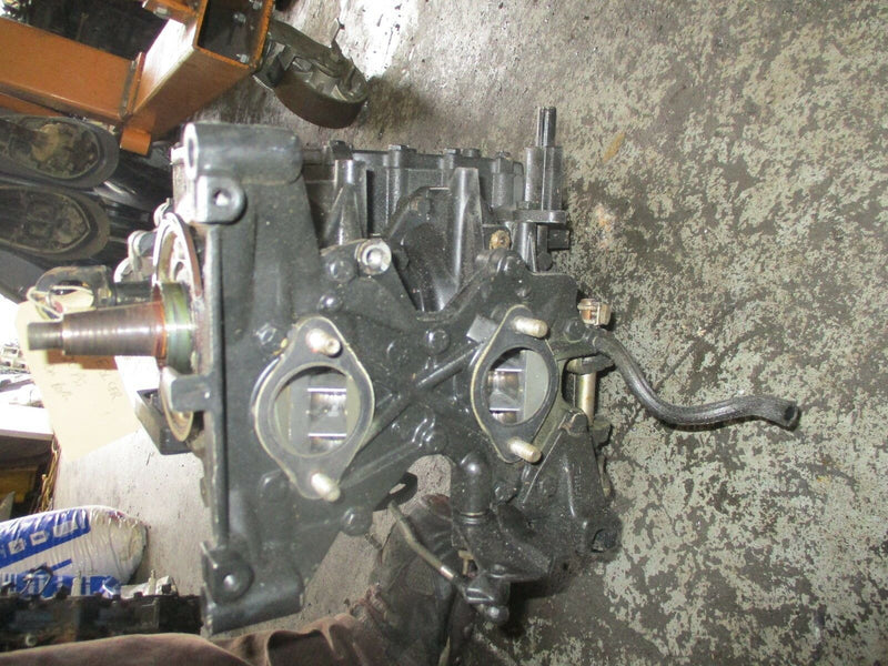 1989 Evinrude outboard 48hp 2-stroke crankcase powerhead