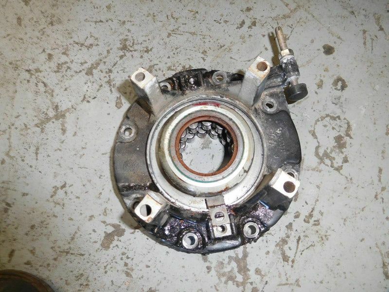 1996 Evinrude outboard 225hp 2-stroke E225CZEDE Bearing carrier 33185