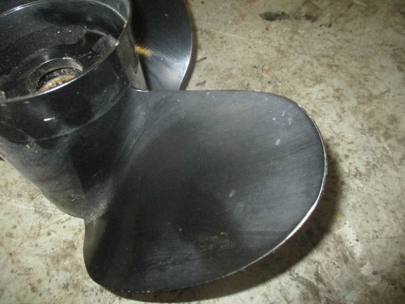 Johnson 140hp 2 stroke outboard aluminum propeller 14 1/4 by 17 (21501711)