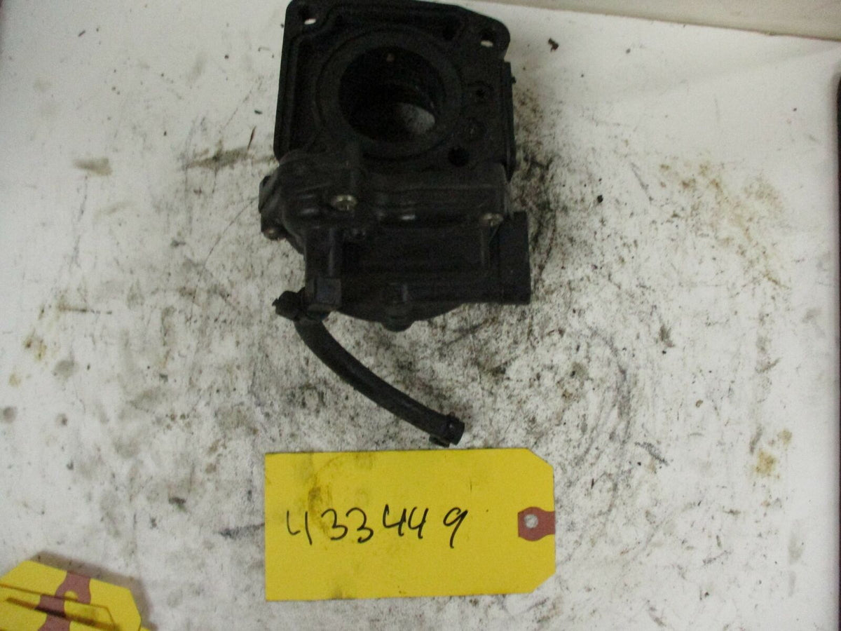 Johnson/Evinrude 120-300hp Carburetor [433449] Missing drain plug/throttle screw