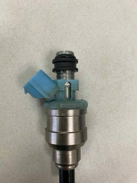 Load image into Gallery viewer, REFURBISHED Suzuki 2 stroke outboard fuel injector (15710-92E01)
