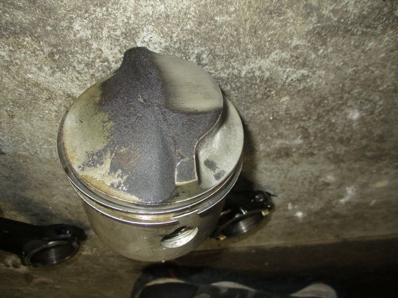 1995 Evinrude 90hp outboard piston and rod 18-4120 321712 standard size