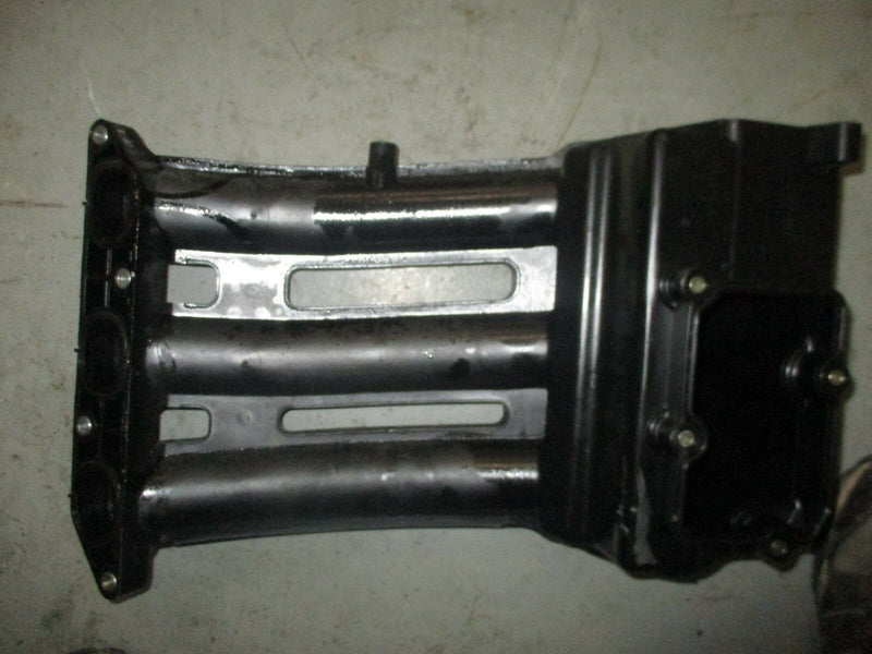 2006 F250TXR Yamaha 250 hp 4-stroke outboard port intake manifold 6p2-13646