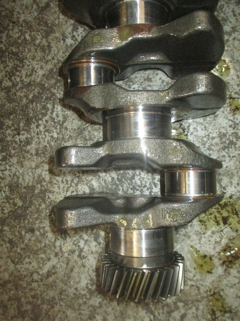 Suzuki DF115 115hp outboard crankshaft (12220-90J01)