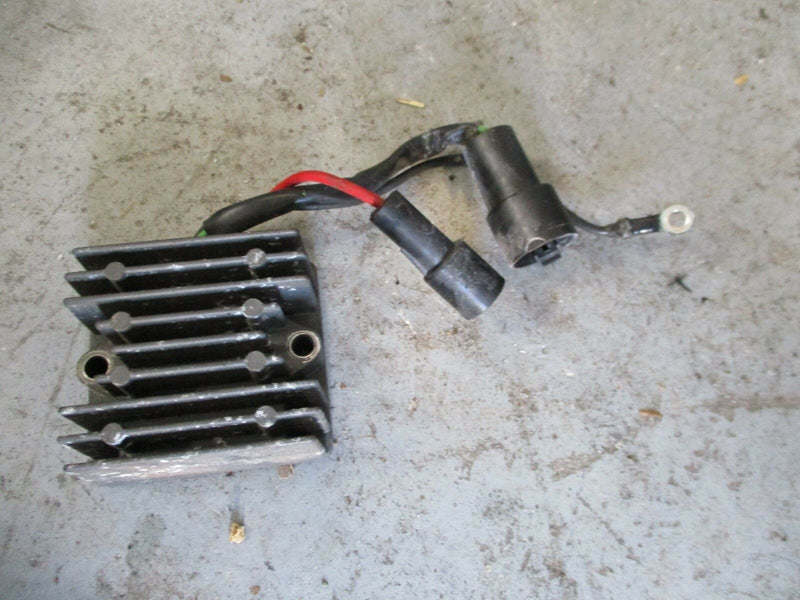 2001 outboard yamaha 115 TJRZ rectifier regulator