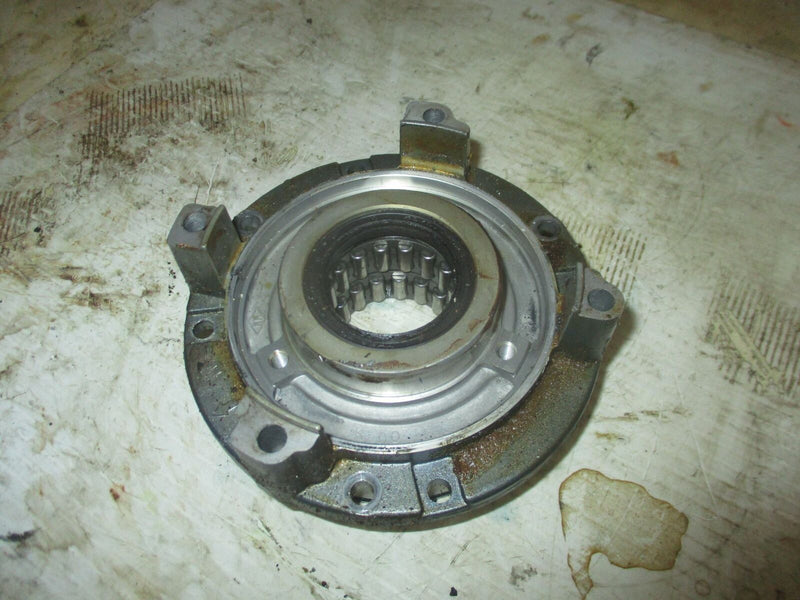 Yamaha SWS 200hp outboard upper crankshaft bearing carrier (6R3-15163-00-94)