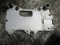 Load image into Gallery viewer, 2001 Yamaha outboard 60hp 2-stroke electronic mounting plate 6H3-11
