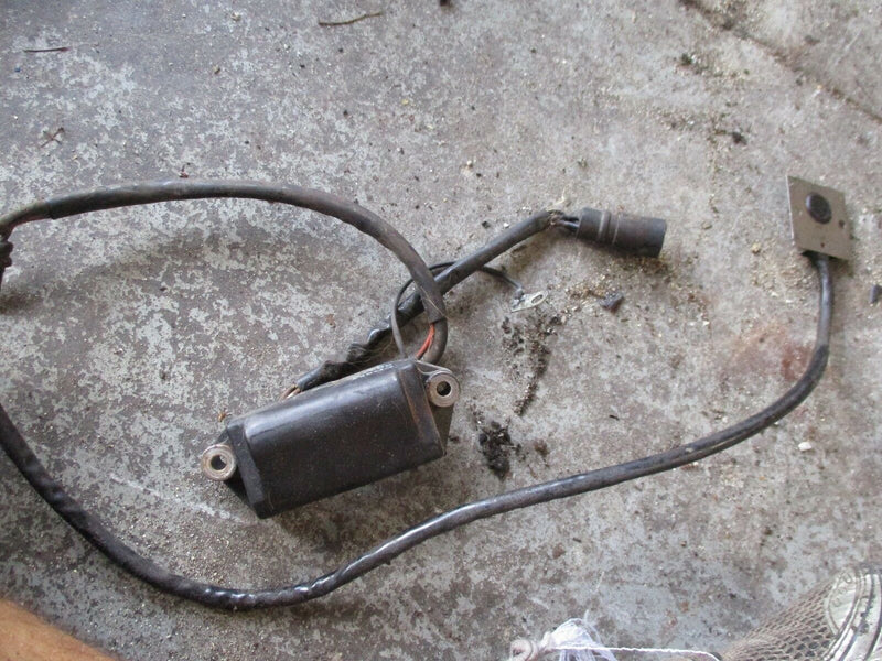 1985 Johnson/Evinrude 35hp cdi powerpack 5831