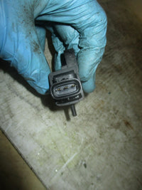 Load image into Gallery viewer, Suzuki DT140 140hp outboard MAP sensor (18590-94600)

