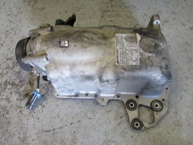 2004 Mercury outboard 150hp optimax 150XLOPT air plenum w/ throttle body 850248A