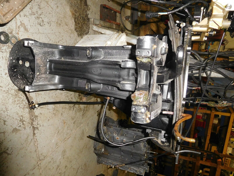 2004 Suzuki Df250 outboard 25" Mid section