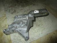 Load image into Gallery viewer, Yamaha 250hp 4 stroke outboard shift actuator bracket (6BR-44176-00-94)
