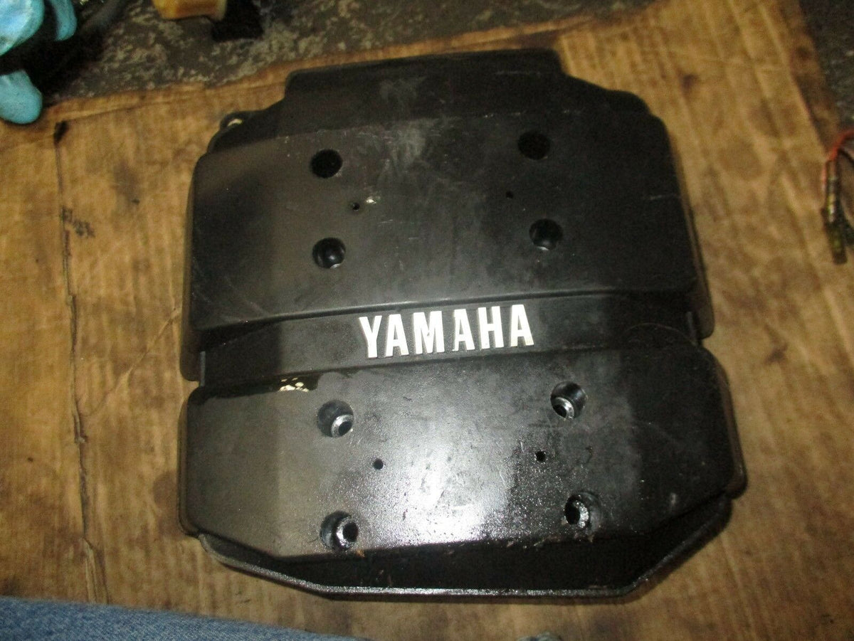 1994 yamaha 130hp 2-stroke outboard intake silencer 6n7-14440-01