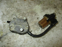 Load image into Gallery viewer, Yamaha 70hp 2 stroke outboard fuel pump and filter (692-24410-00-00)
