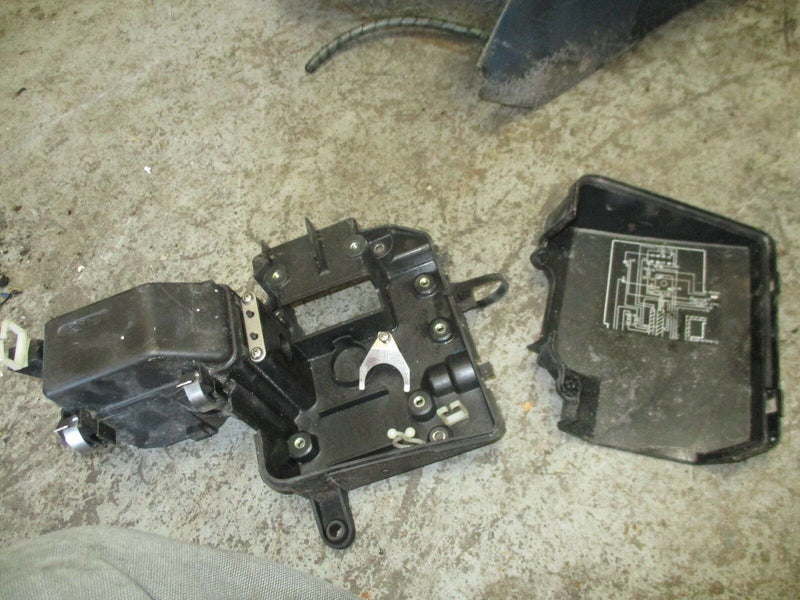 2003 Yamaha 175hp HPDI Outboard electronics box 68f-81942