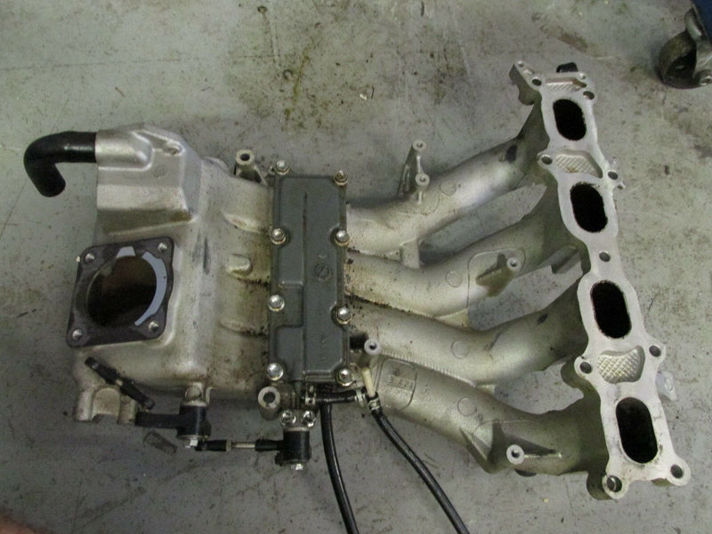 2004 Johnson outboard J90PL4SR 90hp 4 stroke intake manifold 5033535