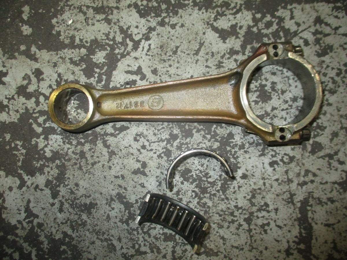 1994 Johnson outboard 115hp V4 2 stroke connecting rod 321712