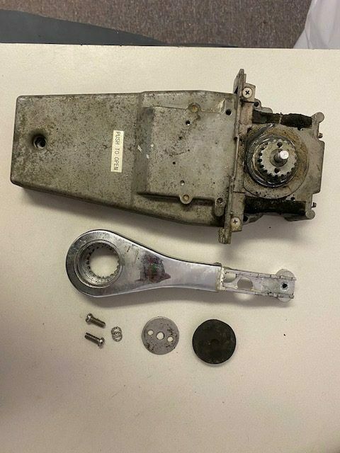 Suzuki DF150 150hp outboard top mount control box