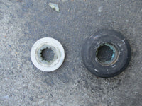 Load image into Gallery viewer, 1998 Johnson outboard 90hp 2-stroke thrust washers
