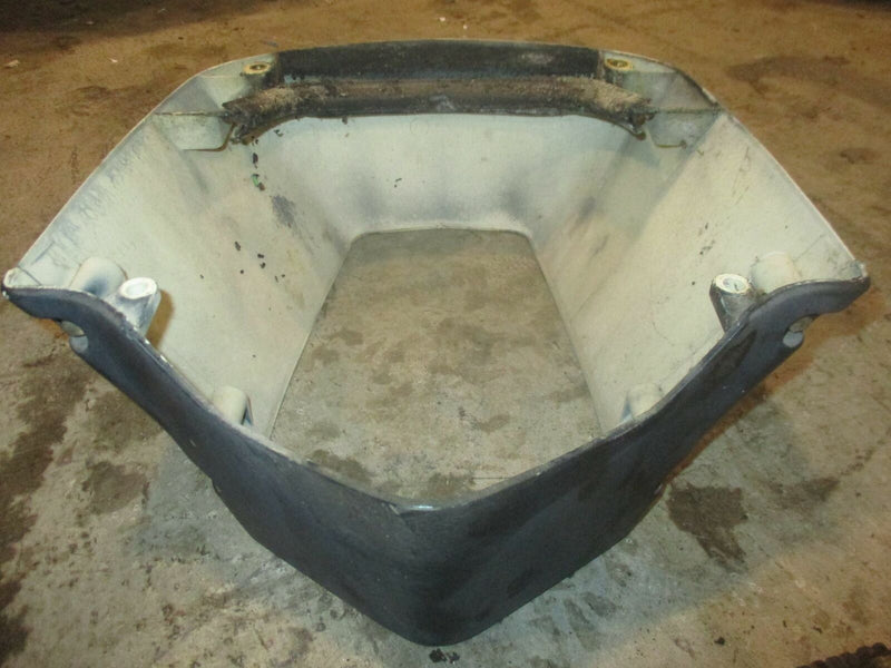 1996 Evinrude 112hp 2-Stroke Outboard Apron (323800, 389274)