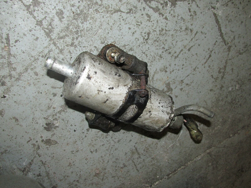 1997 Suzuki Outboard DT 225 2-stroke electric fuel pump 15100-92E02