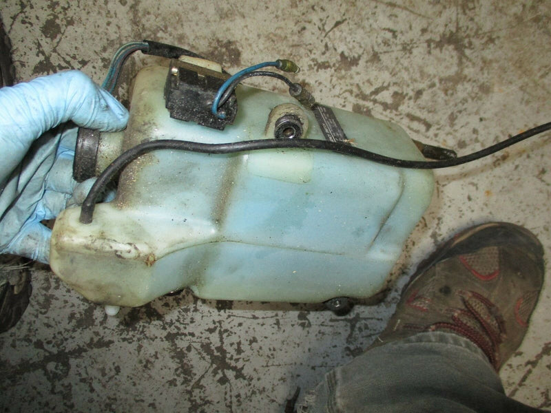 1997 Yamaha OX66 SWS 225 outboard S225TXRV oil tank 61a-21708-03