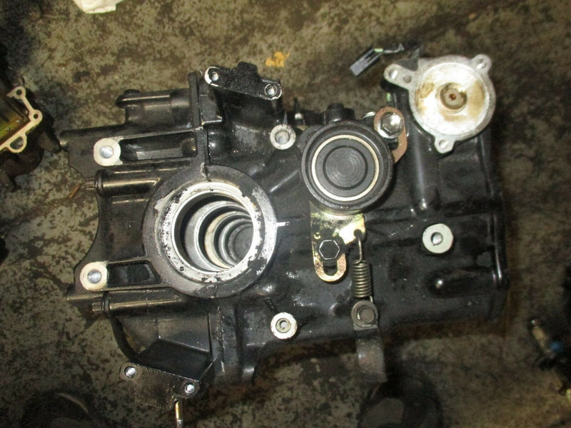 1999 Suzuki outboard DF 70hp 4-stroke crankcase block