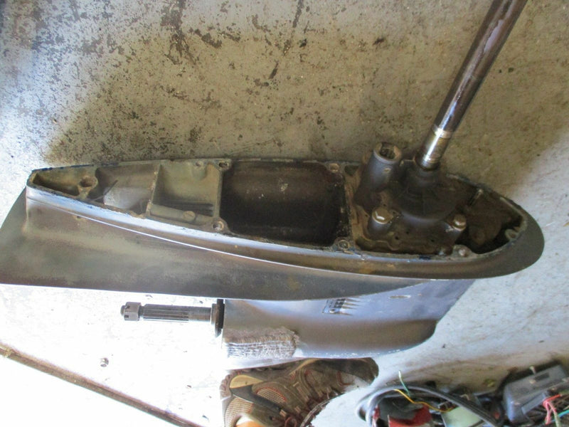 1990 Yamaha 115 hp ETXD outboard lower unit 25"