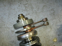 Load image into Gallery viewer, 1996 Suzuki DT200 2-stroke outboard crankshaft 12200-92e04
