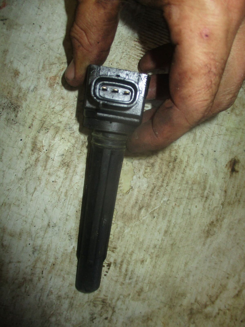 Suzuki DF225 225hp outboard ignition/ pencil coil (33410-93J00)