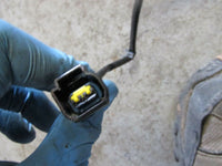 Load image into Gallery viewer, 2002 Yamaha outboard Z200TXRA 2 stroke 200hp crank position sensor 61A-85895-00
