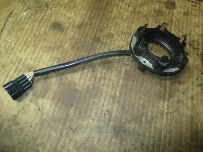 2000 Yamaha 200hp HPDI outboard pulsor coil 68f-85580