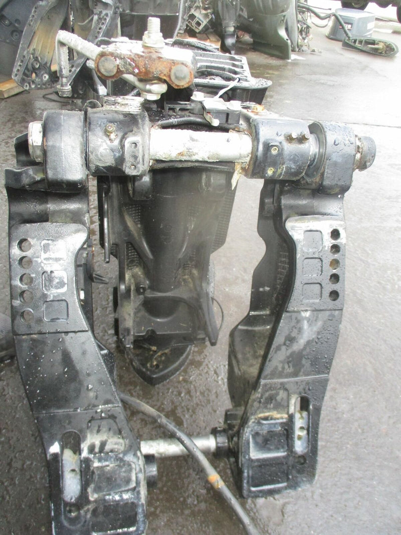 2005 Suzuki DF 70 hp outboard 20" midsection