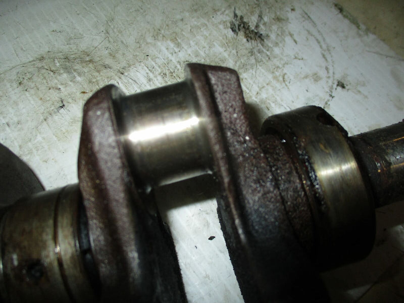 Evinrude Tracker 25hp outboard crankshaft