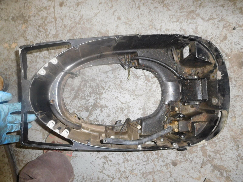 85hp Mercury outboard lower cowl/pan