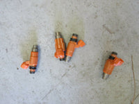 Load image into Gallery viewer, 2002 Suzuki DF 90 100 115 4 stroke fuel injector 15710-65D00
