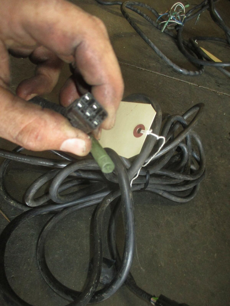 Suzuki outboard engine monitor gauge harness
