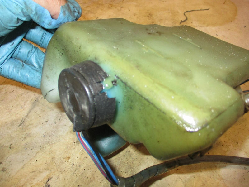 Yamaha HPDI 200hp outboard oil tank (68F-21750-00-00)