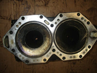 Load image into Gallery viewer, 2003 Evinrude outboard 115hp Ficht port cylinder head 347351
