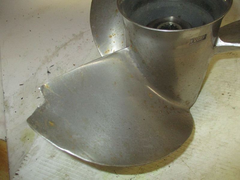 Yamaha 225- 250 hp outboard counter rotating propeller 15 1/4 by 17
