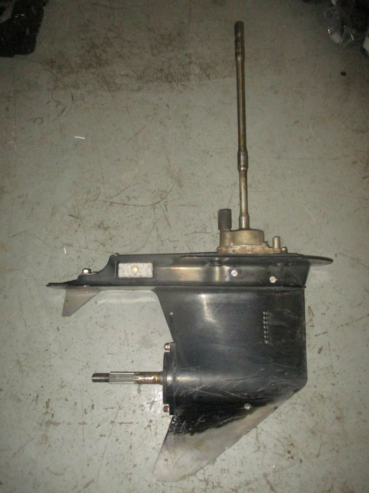 Mercury 75hp 4 stroke outboard lower unit with 20" shaft