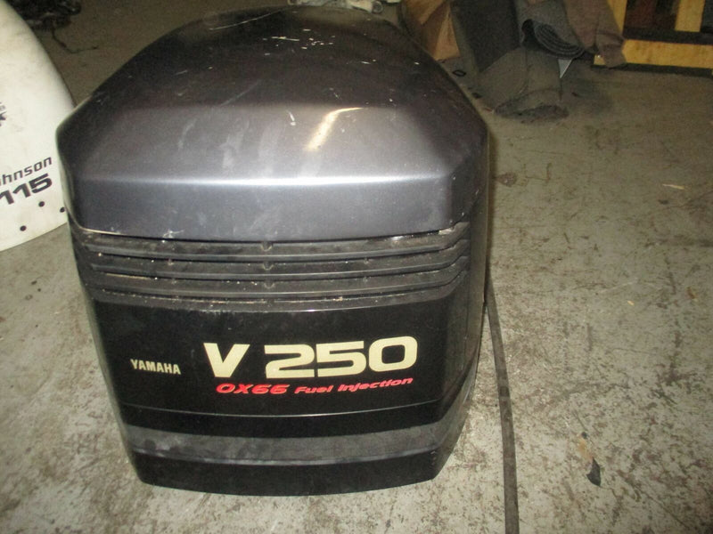 Yamaha OX66 250hp outboard top cowling
