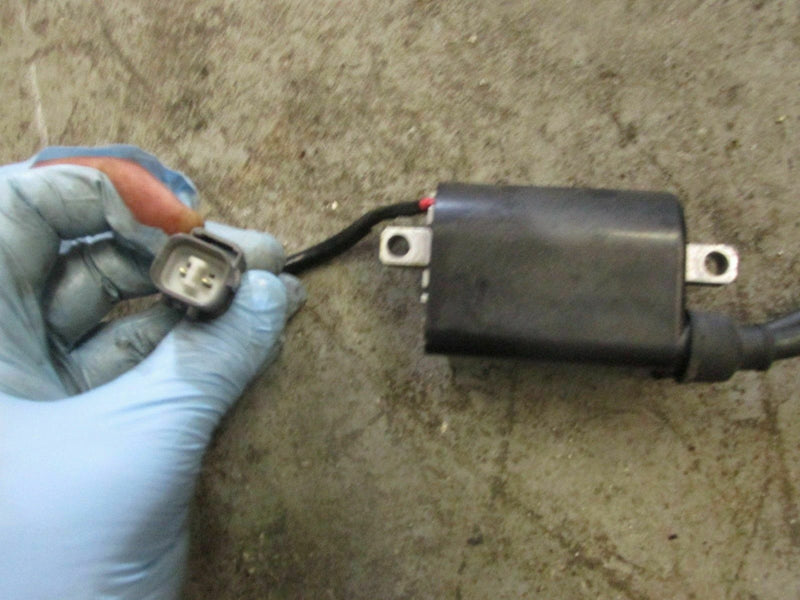 2011 Yamaha outboard 4 stroke F225TXR 225hp ignition coil 69J-82310-00-00