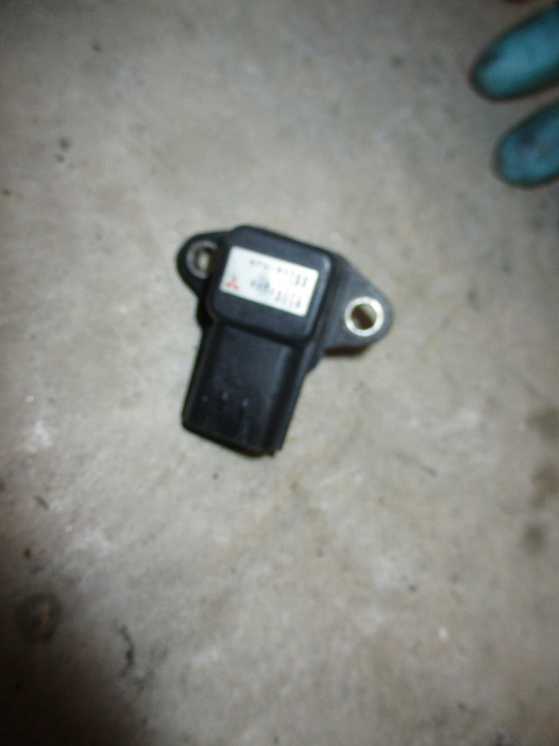Yamaha OX66 250hp outboard MAP sensor (67H-82380-00)