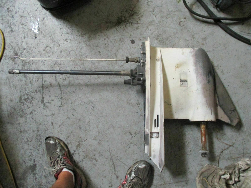 Johnson outboard 200 225 hp 25" lower unit FOR PARTS