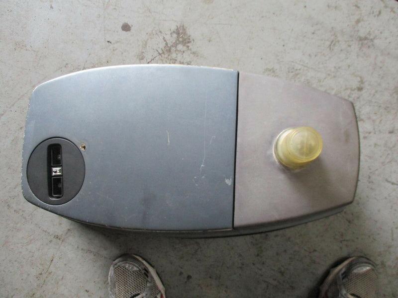 1992 Yamaha 40ELRQ outboard Top Cowling