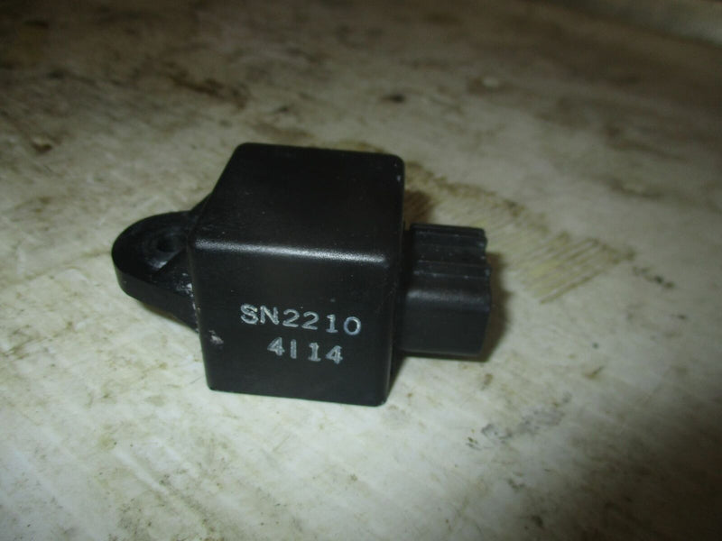 Yamaha HPDI 300hp outboard electric relay (68V-81950-00-00)