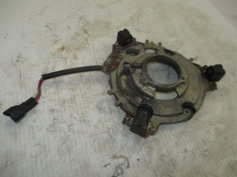 Suzuki DT200 200 hp outboard ignition timing coil/ timer base (32160-87D11)