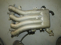 Load image into Gallery viewer, 2001 Suzuki Outboard DF 90 100 115 hp intake manifold + sensor 13110-90J00
