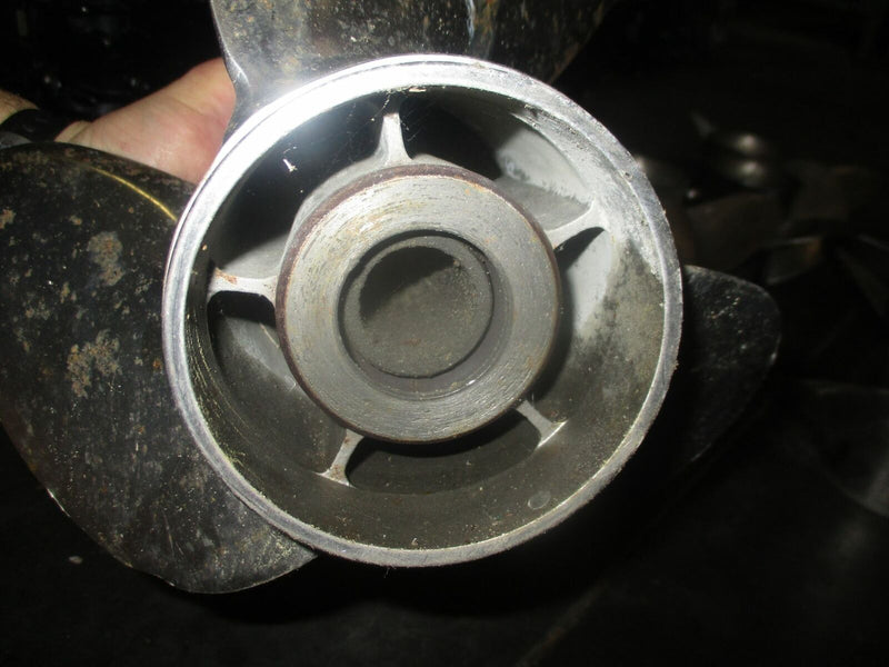 Suzuki stainless steel outboard propeller  (LNR3R18PSF115)